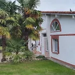 Casa de Férias Maison Entiere Stylee Loft Le Pas Sage Bouloc (Haute-Garonne)